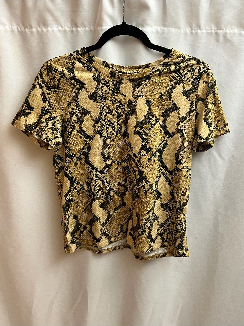 H&M Women’s Small Snake Print Short Sleeve Crewneck Top Brown Black